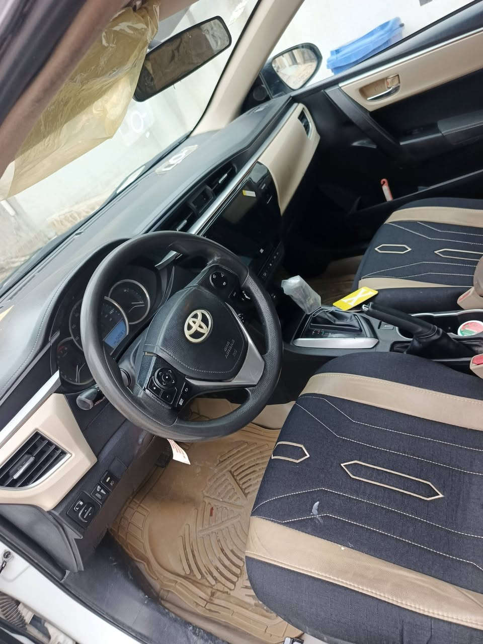 كورلا موديل 2015
للبيع مستعجل عل بيع 
ضررها بوند وجملغ واربع اصبع بلغد 
السياره متصرف عليها ربع جاهزه 
السعر 120$
***********
متوجد عل خط مكاني موصل
