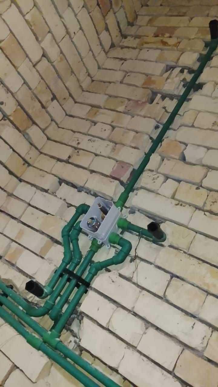 تأسيس ماء ومجاري وكهرباء

***********

***********
