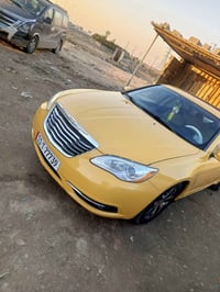 سي200 كامل مواصفات موديل 12 مكينه 2400  سياره حلوه وكامله مكمله بيها ق...