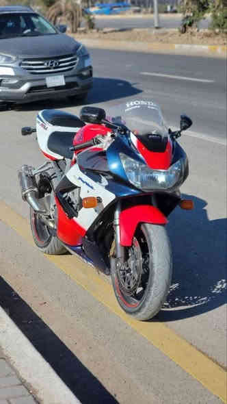 دراجة مرقمة رقم وسنوية
السلام عليكم
ابيع رقم وشاصي او ابيع كاملة
دراجة 929  دراجة شغالة وخير من الله بس محرك مفتوح جفتة ورجع صار بيها دخان وشوي ويكطع للبيع فقط  ابيعها ما مكفولة يعني محرك لا تجي تسال شبي ما بي 

سعر 20ورقة قفل قفل غير قابل للتفاوض 
مكاني ديالى بعقوبه 

رقم ***********
