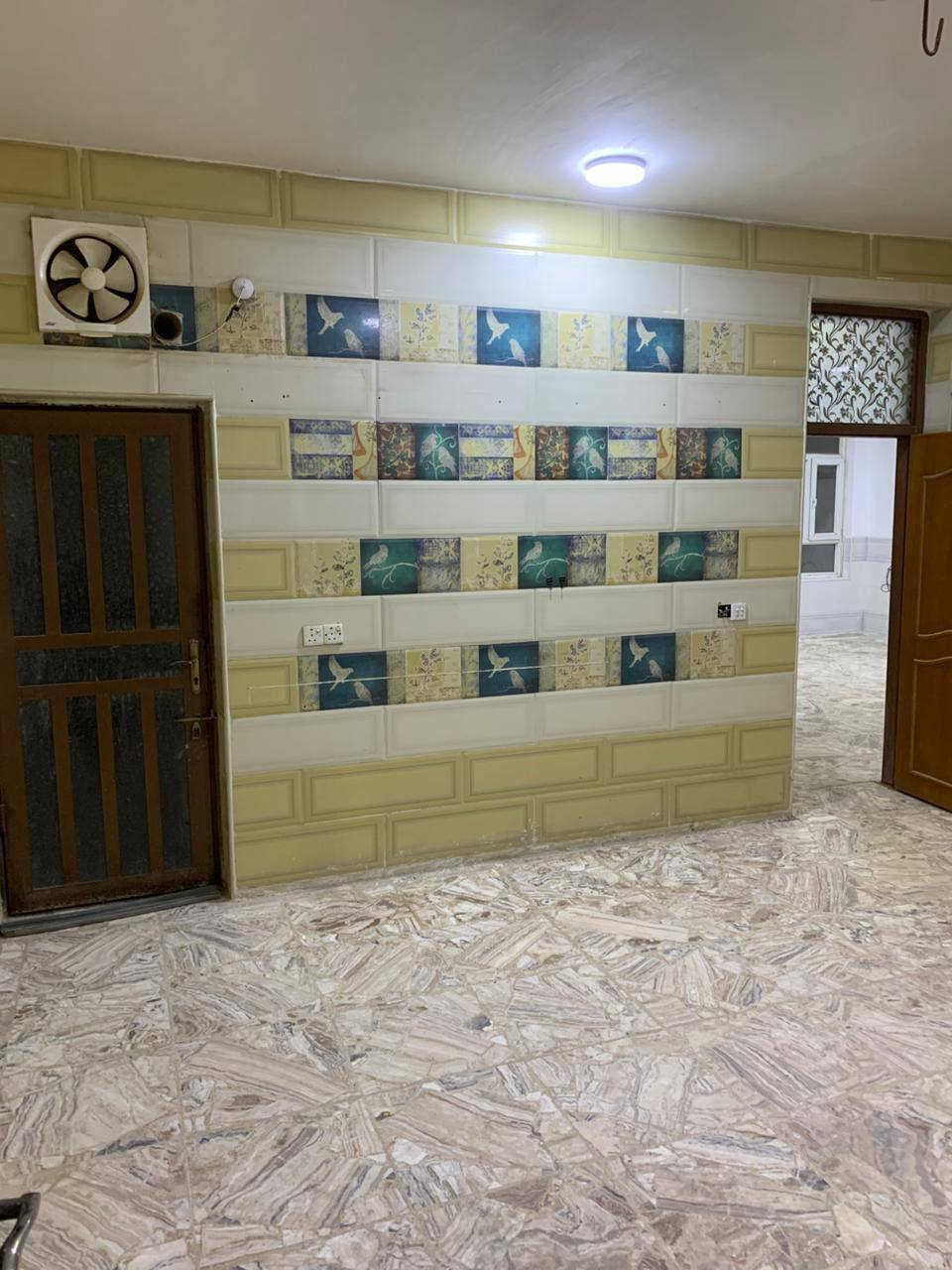 🏠
دار للأيجـــــــــــار #حـــديـــــث
حـــي الصحــــة فـــــرع الجـــــزرة قـــــرب بيــــت ابـــــو النســـــر
_________________
المساحــــــة // 200م
الواجهـــــــــة // 10م
النــــــــــــزال. // 20م
_________________

🧱🏗️ #البنــــــــــــــــاء
غرفتيــــــــــن وصالـــــــــة وهـــــــــول ومطبـــــــــخ ومجمــــــــــــع صحيــــــــــات غـــــربـــي وشــــــرقــــي وكـــــــراج ...
🧱🏗️
_________________

____________💲
قيمــــة الأيجــــار وبـــــاقـــي التفــــاصيـــــل ع الاتصـــــال
____________💲
_________
#مكتـــــب
       🪐 الخــــارطــــة العقـــــاريــــة 🪐
#الكائـــــــــن
   فـــي ⇩ حـي_الطيـاره_شـارع_25_الـرئيســي_قــرب
_المــــدرس_حسيـــن_طيــــاره
0️⃣7️⃣8️⃣2️⃣5️⃣2️⃣1️⃣2️⃣5️⃣6️⃣5️⃣📲
___________________________________
_____________________________________________
