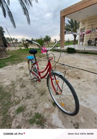 بايسكل سيفتي حمراء بحالة ممتازة. مثالية للتنقل في مختلف الأماكن. الإطا...