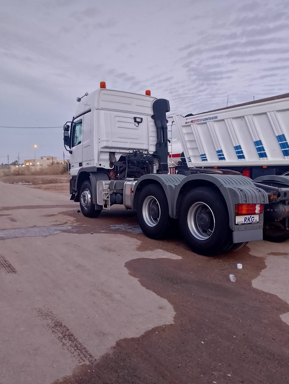 اكتروس مديل 6معليه 18سياره جاهز اتخم تاير حجم 51 33لستفسار تصل على ***********
