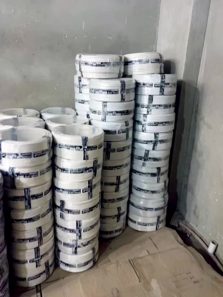 صلي على حبيبك النبي محمد 🤲🏻
النور والفيليبس ترمو ومجدول 
متاح كل جميع المقاسات الاستفسار عن 01061397613 المجدول والترمو بلاستك
يوجد شحن جميع المحفظات 🚛👍🏻


**إذا كنت صاحب هذا الإعلان وتريد حذفه لأي سبب، رجاءا أرسل رسالة إلى الدعم الفني**