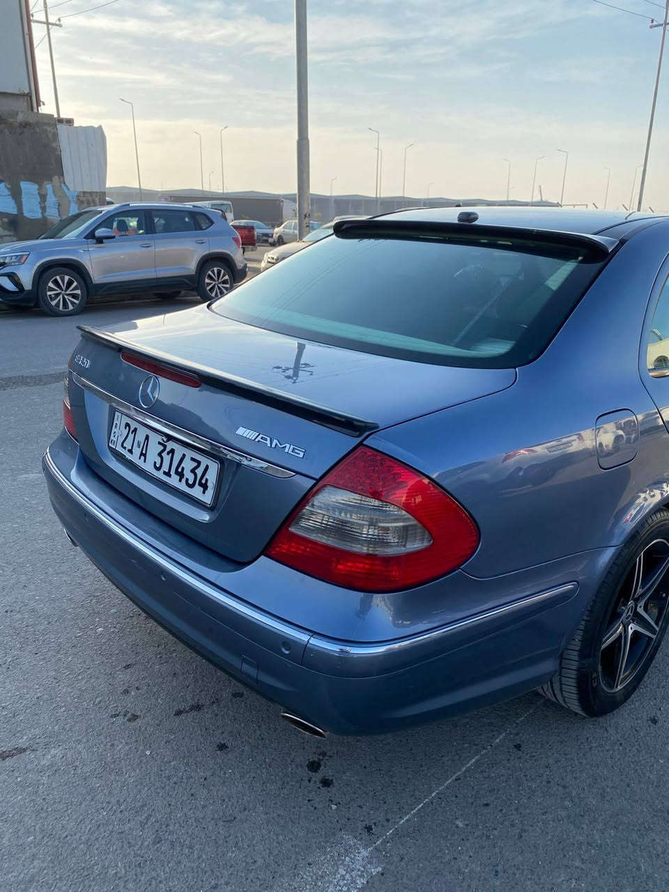 للبيع فقط مرسيدس W211 E350 AMG افنكارد فول للاخير خليجي ***********

