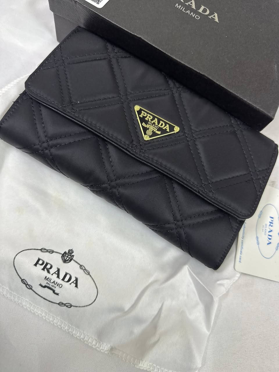 حقيبه برادا  حجم وسط


**إذا كنت صاحب هذا الإعلان وتريد حذفه لأي سبب، رجاءا أرسل رسالة إلى الدعم الفني**