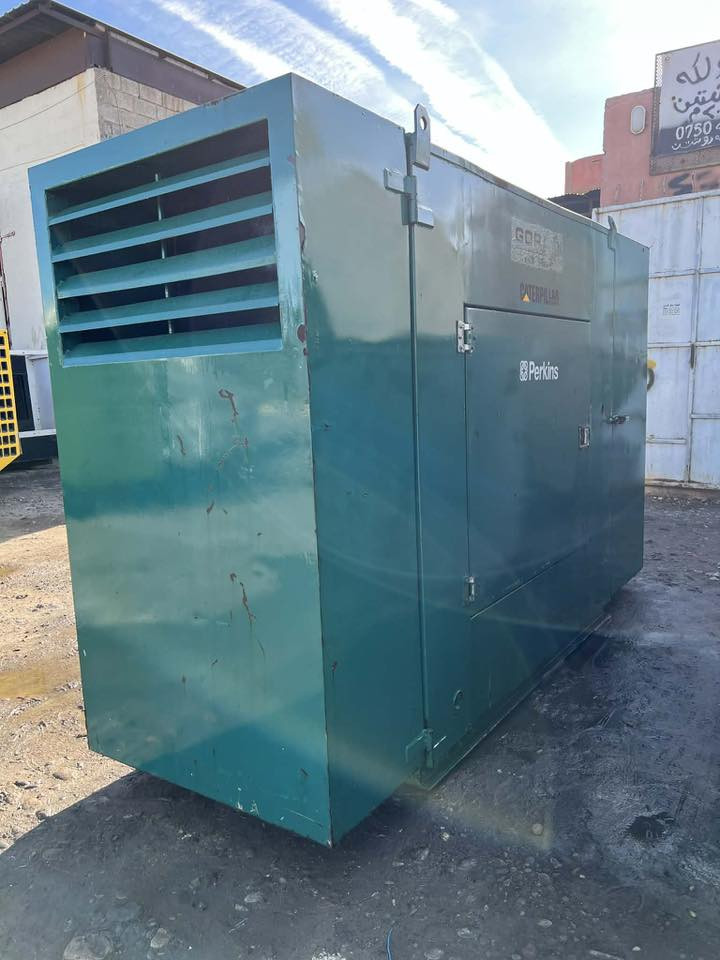 سلام عليكم 
بيركنز كتر بلر 
3 سلندر سوبر 
50kva اوربي مال بالة 
كاتم 100‎%‎ فول كاتم 
العنوان اربيل يوجد توصيل 🚚 
***********
