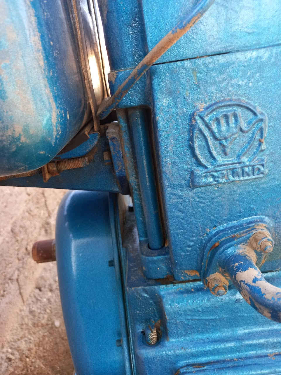 توب لاند.١٢.٥حصان جديد مستعمل شيء بسيط ٦ب٦بي مي خيرمن الله معا صونده ٩متر+طبك+عكس


**إذا كنت صاحب هذا الإعلان وتريد حذفه لأي سبب، رجاءا أرسل رسالة إلى الدعم الفني**