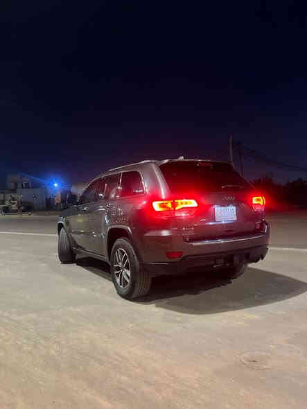 سلام عليكم جيب كراند شيروكي 2021 فول واحد على واحد لمتدد السياره مفوله مواصفات فتحه سقف شاشه كبيره كامره رادارات جانيه خلفيه كشنات جلد خزن ميموري كشنات مهرباء ماوس فور ويل اربعه جام اوتو قطعتين تبريد بصمات مري هيترات السياره باسمي السياره مكفوله كير مكينه صدر مكفول كله جديد غير الحادث مال امريكا قطعه وحده صبغ البنيد الجاملغ فقط بارد رجع قليل لبارد حته يعني قطعه وحده فقط السياره سعرها 23 الف يعني 230ورقه السياره ماخذها بسنتها ب33الف سبير منازل اتصل ***********
