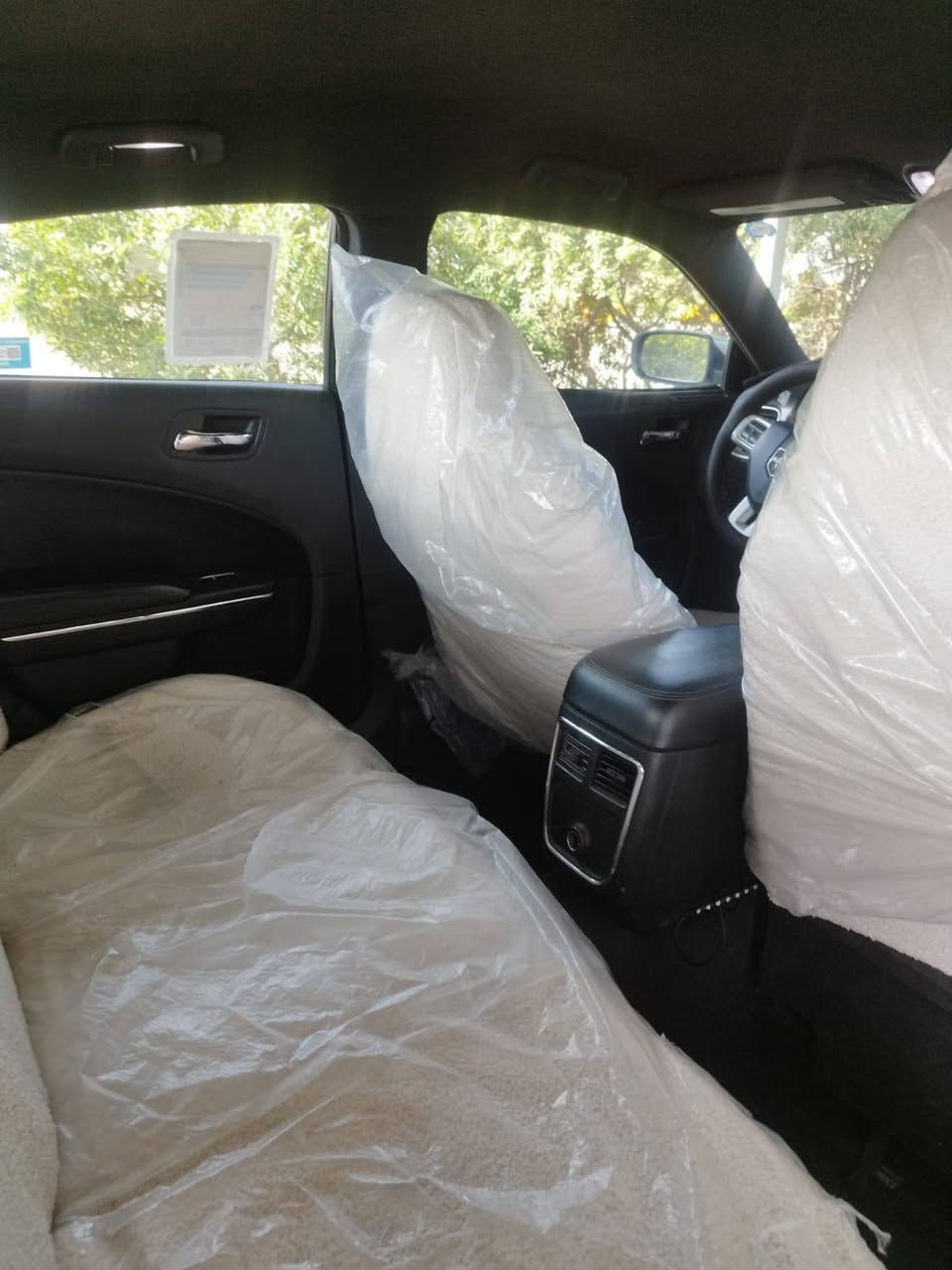 سلام عليكم جارجر 13قطعه وحده صبغ 
مكلف بل نشر اتصل لبقي تفصيل ***********
لسعر 155وبيه مجال
