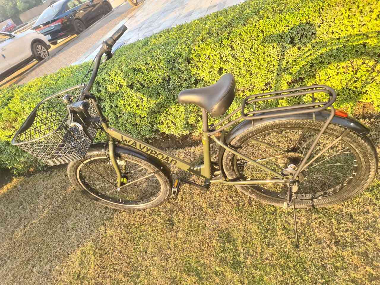 السلام عليك
للبيع كسر باله نظيفه جداً
 دراجه هوائيه WAVYROAD  
قطعه نادره وتتحمل اوزان ثقيله كله ختم واحد  
سستم المكينه خلفي امامي SHIMANO.SIS.EQUIPPED
التايرات من ماركه KANDE نقش على كامل التاير 
الكشن طبي من ماركه MARUISHI وبي دبلات
الحجم 26 مكتوب عليه بس هو مهجن 28 
السله من ماركه PANASONIC
لايت حساس على مكينه الويل الاماميه
مكينه ويل امامي خلفي سستم SHIMANO
هواي صفات مذكرته حته لا اطول متكامل من كل الجوانب و كلشي بي من ماركه معينه السعر 300 وبي مجال 
للاستفسار ***********
