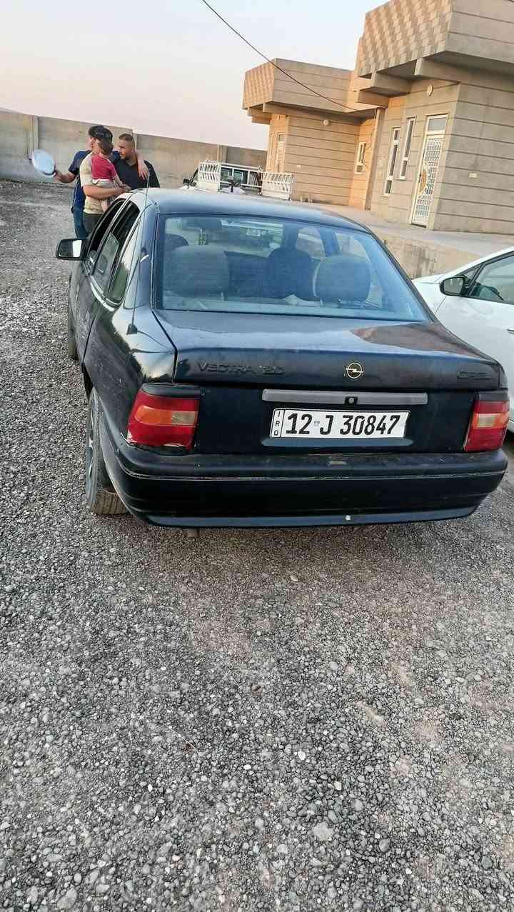 للبيع اوبل فيكترا موديل 91 مكينه حجم 20 رقم سنويه جدد لل 2030 جيرو مكينه بشرط للاستفسار اتصل على الرقم بي واتساب ***********
