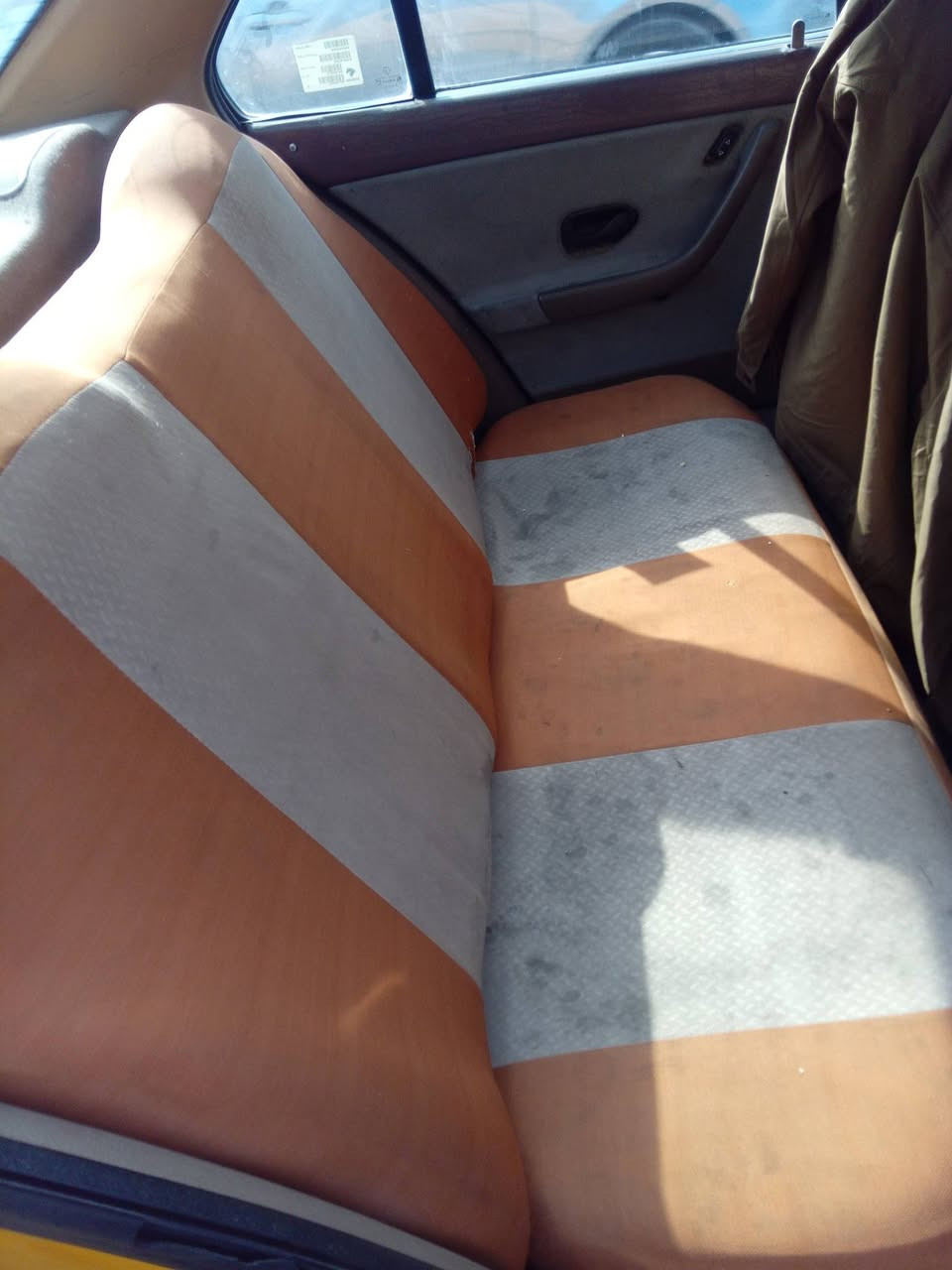 سمند ١٢ ناطق
منضومه زنون +شاشه+كامره٣٦٠
كير ومحرك خير من الله  بس اكو نضوح من جبنه الكير كلش قليل 
تايرات نص عمر 
تبريد تدفئه
كامله من كلشي شغل وكبل للشارع
موقعه بغداد العبيدي 
***********
