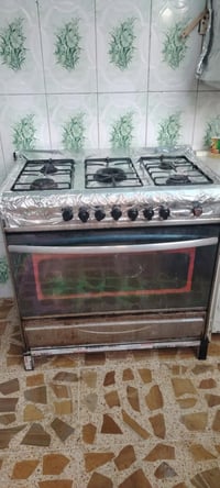 مرحبا عندي هذا الطباخ شغال كله بس الجامه مكسوره خمس عيون كلهم سرط شغال...