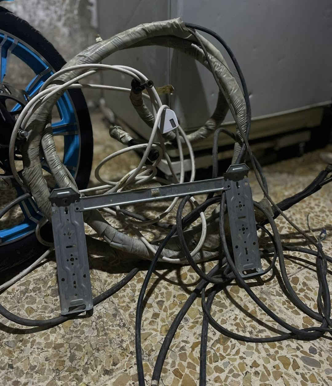 سلام عليكم للبيع
سبلت AUX كامل هوه وغراضه نضيف
سعره 350
مكان بغداد مدينة الصدر تواصل خاص 
وتساب 0‎777 659 6424


**إذا كنت صاحب هذا الإعلان وتريد حذفه لأي سبب، رجاءا أرسل رسالة إلى الدعم الفني**