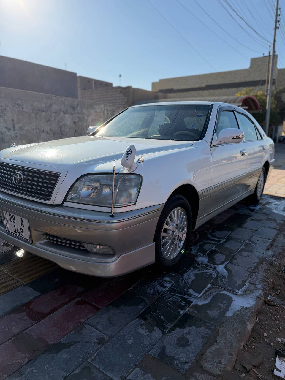 تويوتا كراون ملكة2000
المواصفات

4دكم فول عده الفتحه 

مكينه ديفور الجبير شاصي 175

تبريد خلفي

 
ثلاجه شغاله 
مري شفط+ هيتر بلاد

ستيرن كهرباء

4 كشنات كهرباء

برده خلفية

مانع انزلاق

دمام خلفي

مثبت سرعة

حداديه جديده

تخم تايرات جدد

تحويره النجف 

كفاله من كص ونقل جثه وضربه  

رقم نجف مميز مداور ثاني يوم 

السعر 155 وبيه مجال حك جيه مايعجبك السعر اندعيلنه
 برزقك 

***********
غير متواجد ع فيس
