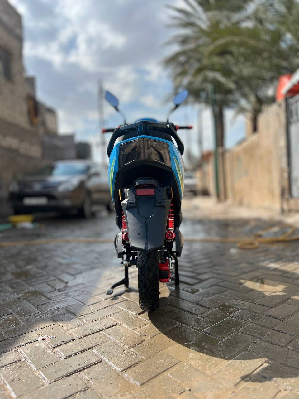 السلام عليكم دراجة شحن سكنس جي تي 
-اربع نمر
-بيها R
-بلوتوث 
-بطاريه ليثيوم
-سرعتها 100
-حجم البطارية 12V
-شاشة الكترويه
-لايتات زنون
العنوان بغداد قرب بانزين خانه الفضيلية
الرقم:***********
السعر: مليون ومية
