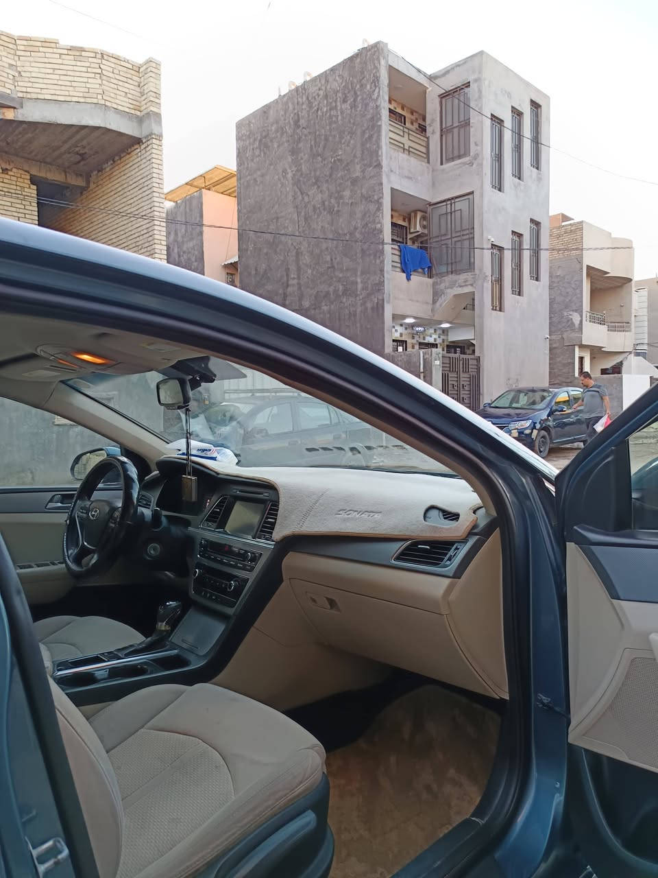 سوناتا وارد امريكي موديل 16
حادثها دعاميه اماميه باسمي رقم بغداد دولي 
كير مكينه كفاله بيها باب وجاملق كلير لجماليه فقط 
سياره نضافه فول مكانها بغداد لبياع  تقاطع درويش
اني مكلف بنشر رجأ للستفسار اكثر  لاتصال على رقم  صاحب سياره ‏‪***********‬‏

