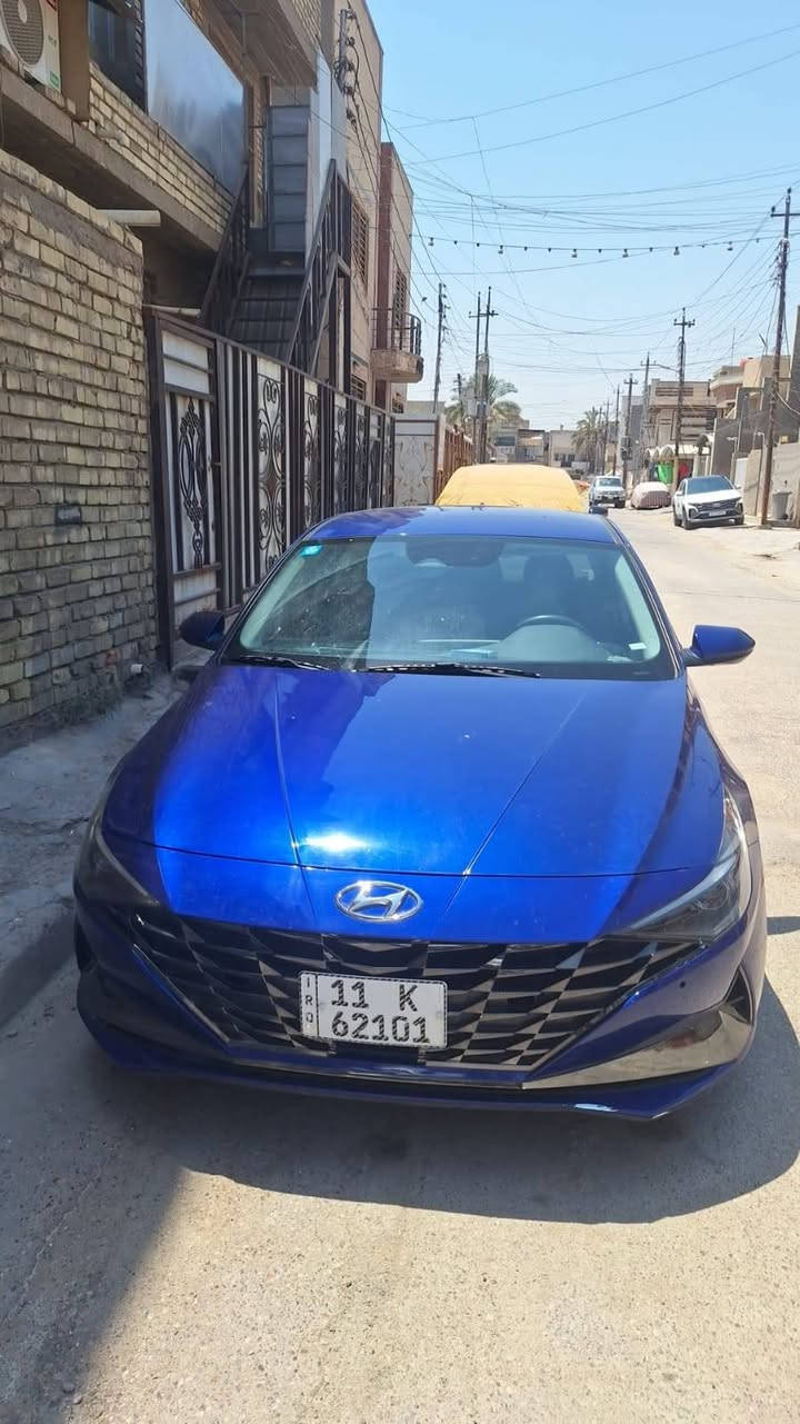 سلام عليكم
للبيع النترا 2023 امريكي معوقين بغداد السيارة جديده وحادثها موضح بالصوره جاملغ ايسر مبدل نفس لون مال امريكي والايمن مصبوغ مالتها هوه والبنيد  بدون شواصي ولا لغد السيارة جاهزة وجديدة ماشيه ٥٦ الف مواصفاتها بصمه تحكمات تبريد بيانو شاشه وباقي المواصفات مكانها بغداد الطالبية السعر ١٣٥ الشراي يتصل ***********
