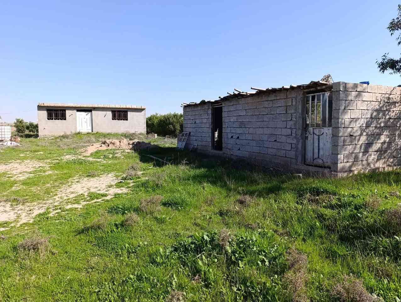 #مزرعتين للبيع   🏠🏠
#المساحة،، (  دونمين  )
يتكون من غرفتين نوم + مطبخ +هول+صحيات)
#المزرعة،،الثاني يتكون من غرف نوم + هول + صحيات )
حديقة كبيرة بير ماء + كهرباء ،مسيجة 
#العنوان،، (كركوك،ناحية ليلان،، شارع مزارع تعبر تكية محمدي    )
#المكتب بخدمة زبائنه الكرام 🎄🎄
اللاستفسار اتصال ع ارقام مكتب جمال للعقار والمقاولات

 ***********📞واتساب
للمزيد من المعلومات نرجو منكم زيارة مكتبنا🏦 
العنوان،شورجة مقابل حفتة بازار
ملاحضة#عربي
يمكنكم إرسال الاراضي والأملاك للأعلان عنه في صفحتنا بدون مقابل 
عنوان كامل للمُلك 📌
كم صورة من المُلك🏡
