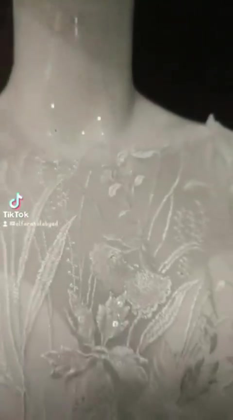 هالجمال والنزاكه والخامه التحنننن
ب45فقطططططط
@إشارة


**إذا كنت صاحب هذا الإعلان وتريد حذفه لأي سبب، رجاءا أرسل رسالة إلى الدعم الفني**