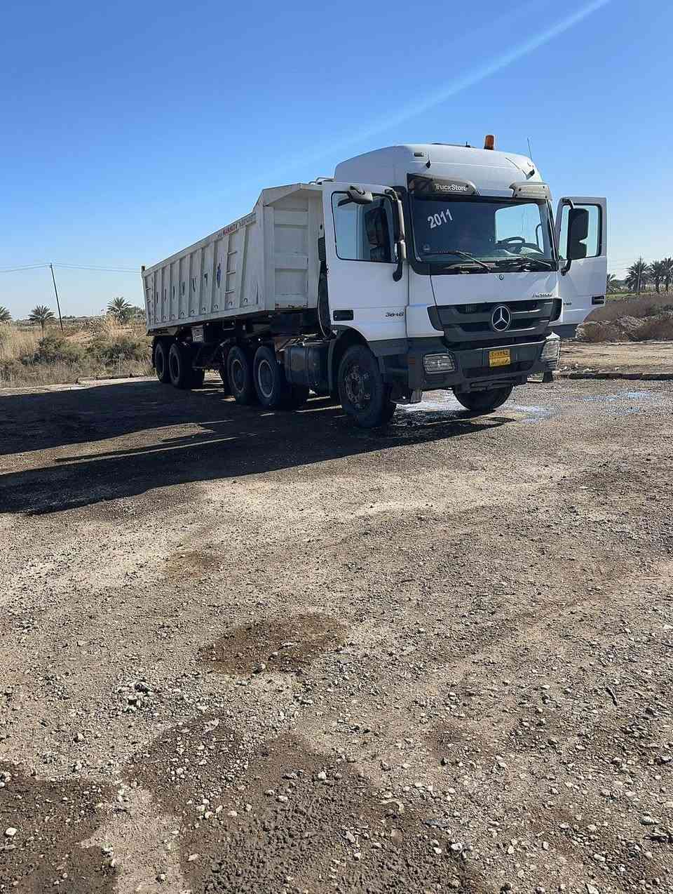 سلام عليكم اكتروز للبيع 2011راس وعربانه رقم انكليزي شمالي تفاصيل اكثر ***********
