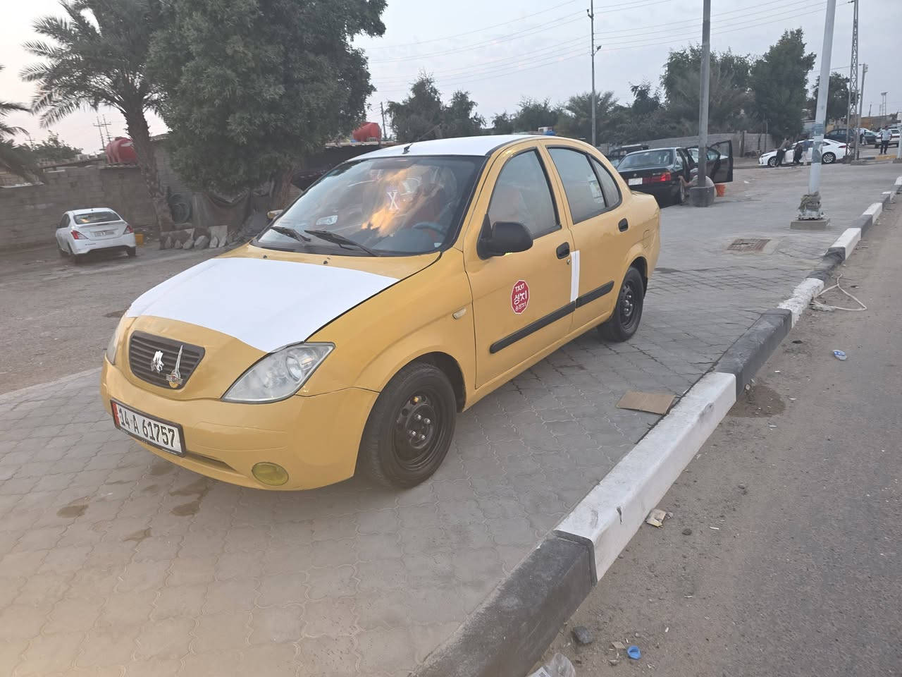 السلام عليكم طيبه مديل ١٦ رقم بصره الجديد السياره جاهزه مكينه وكير جدد حداديه تخم تاير كله جديد مكفوله من الضربه السعر ٣٥ الشراي يتصل البصره الزبير ***********
