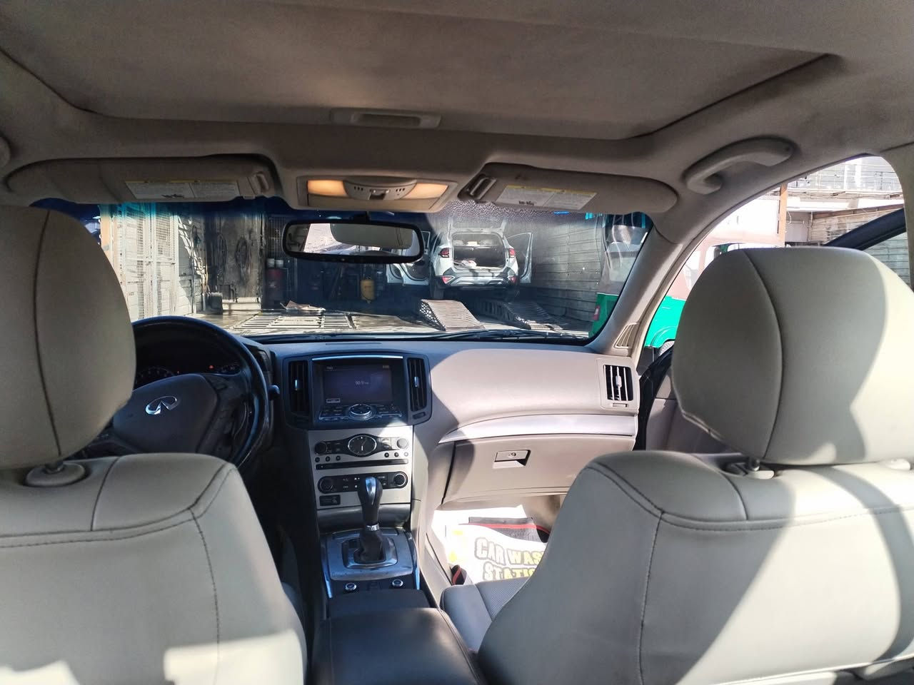 السلام عليكم
انفنيتي وارد امريكي 
 نوع G37xS 
موديل 2013
محرك V6_3700
ماشية 48 إلف
تراي زيرو
رقم مميز 
كامل مواصفات
بصمة
فتحة سقف (بانوراما)
كشنات كهرباء مع تدفئه
كير اوتو وعادي
تحكمات ستيرن
شاشه
بيها منضومة غاز
مكان السيارة حي أور
السعر 75
الرقم ***********
