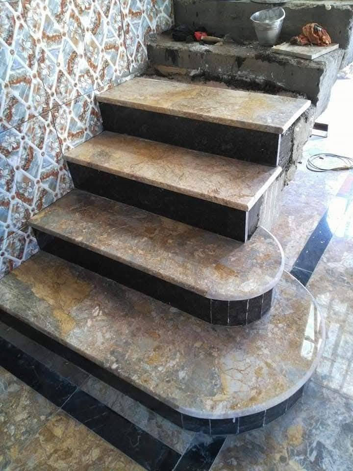 لعمل السيراميك والمرمر البورسلاين الارضي والجداري
واجهات درج نقشات //جودة ودقة العمل والالتزام 
واتساب***********
