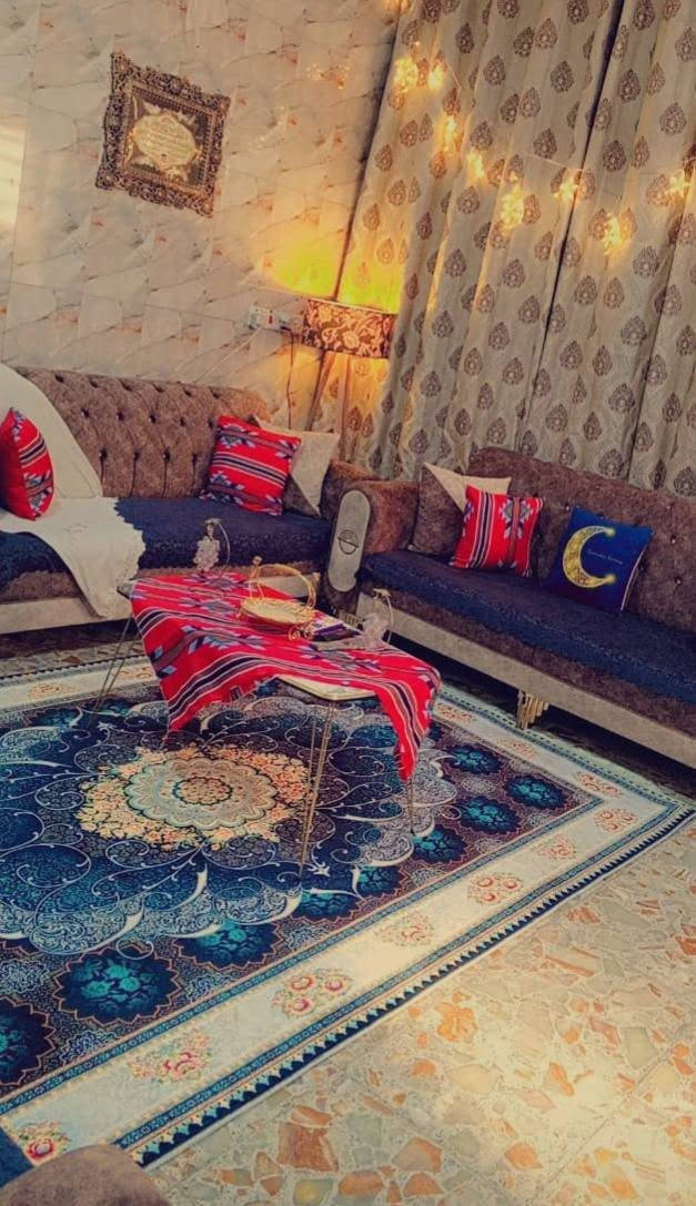 تخم عشر مقاعد نظيف كلش ستعمال قليل مع كوشات ومفرش تخم سعر 600وبي مجال مكاني الحريه


**إذا كنت صاحب هذا الإعلان وتريد حذفه لأي سبب، رجاءا أرسل رسالة إلى الدعم الفني**
