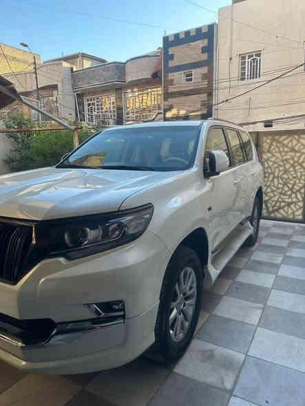 السلام عليكم .

للبيع تويوتا برادو  موديل ٢٠٢١

كويتي

 GX. R
 رقم بغداد  شبه مميز بااسمي  اللوحات الجديده هزه وسنويه
ماشيه ٢٩ الف كيلو   . 

محرك 6  سلندر 4000 
السعر $٤٦٥٠٠ 

مواصفات السيارة .نص الفول  

سيارة جديدة
بصمه. مكفولة كفالة عامة من الصبغ ومعجون وحت الشخط

المري شفط.والاشاير بالمري.

كراسي  جلد كهرباء  ( الاماميه ) 

تحكم استرين جهتين.

لايتات زنون.

حساسات امامية و خلفية مع كأمره .

ثلاجه .

اسبير تعليك.

دخول ذكي .مع اربع جامات اوتو.

طفايه حريق .

نظام APS . 

 شاشه عدد٣

مانع انزلاق.  

 بغداد شارع فلسطين او صليخ ٦٠٠ //
رقم الهاتف  ***********
