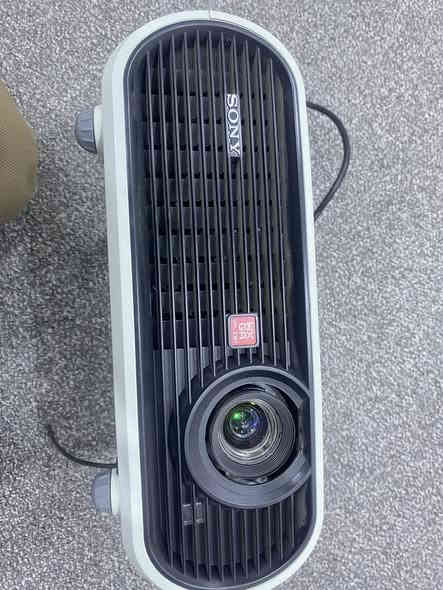 السلام عليكم (داتا شو) البيع الصوره كلش واضحه HD العلم سعر الجديد 3ملاين وهاذ ومستخدم كلش قليل وكلش نضيف
تريد تتواصل اتصل ع ***********
