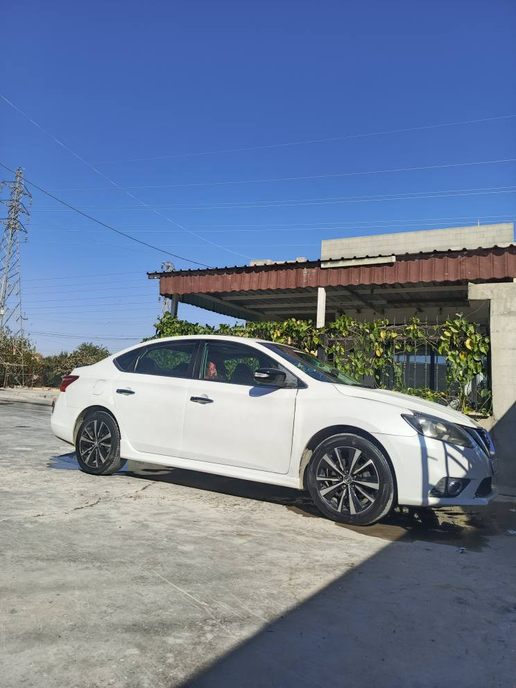 نیسان سنترا 2017SR ئمرکی فول زۆرخاوێنوجوان بیلادی سپۆرت  رەقموسەنەوی نوێیەهەتا2030
***********
*********** أربيل, العراق
