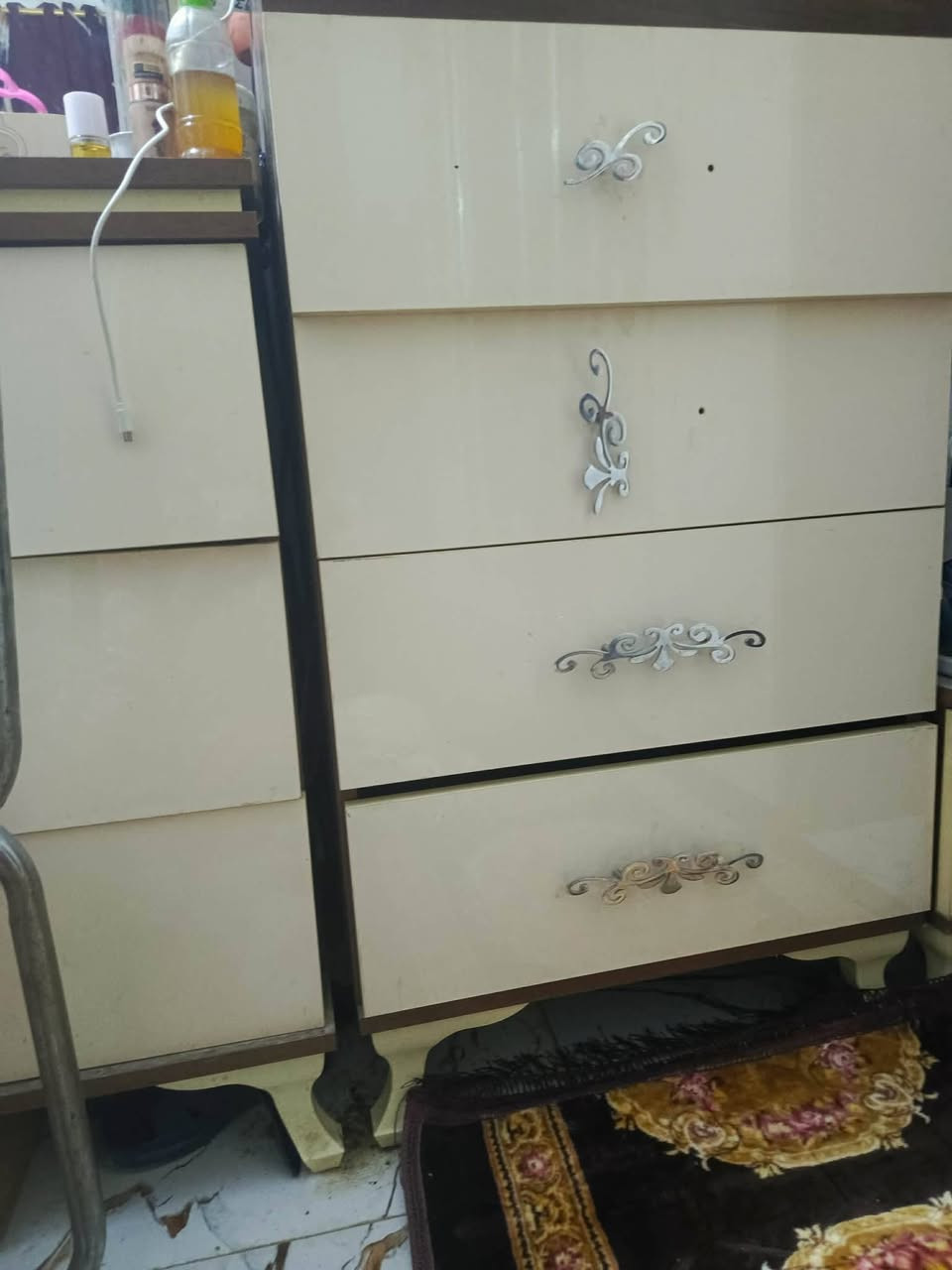 غرفه مستعمله جديده كلش نضيفه ب 430 المكان التقية الثالثه


**إذا كنت صاحب هذا الإعلان وتريد حذفه لأي سبب، رجاءا أرسل رسالة إلى الدعم الفني**