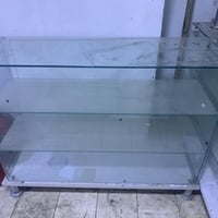 فاترينا • عدد ٤ • عرض ٧٨/١١٥