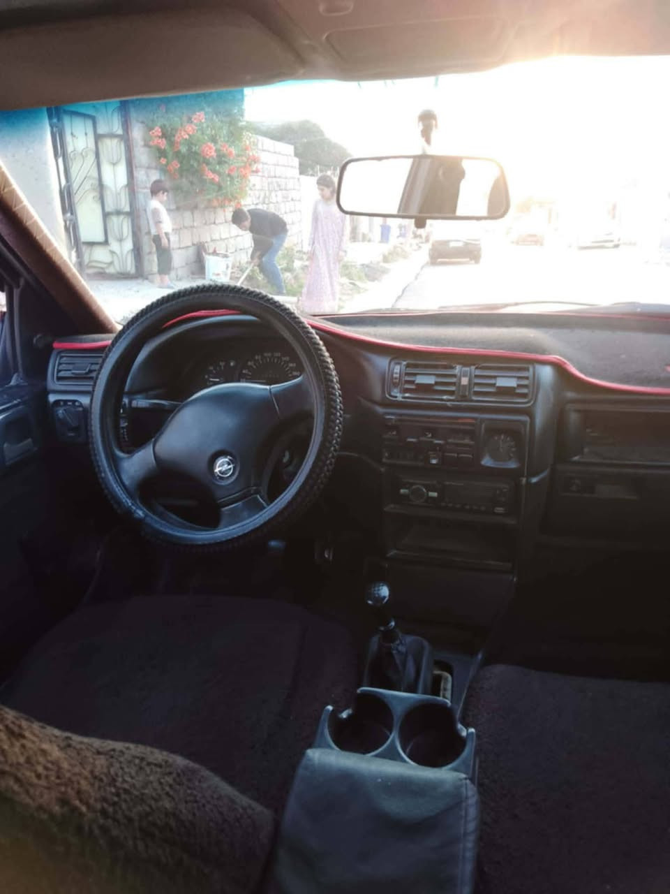 سلام عليكم
سياراة للبيع الحجم 16 موديل 92 شرط تحويل أو شرط محرك وكير وسعر 43 و بي مجال مكان الموصل و التواصل على هذا رقم ***********
