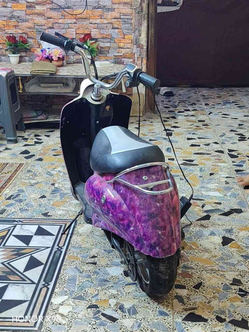 سلام عليكم
دراجه شحن صغيره مال أطفال من عمر ١٠ سنوات وجوه
دراجه نضيفه وكامله شاحنه زوج تايرات جدد شحن يطول مشيه حلو السعر 200 الف وبيه مجال المكان بغداد الغزاليه


**إذا كنت صاحب هذا الإعلان وتريد حذفه لأي سبب، رجاءا أرسل رسالة إلى الدعم الفني**
