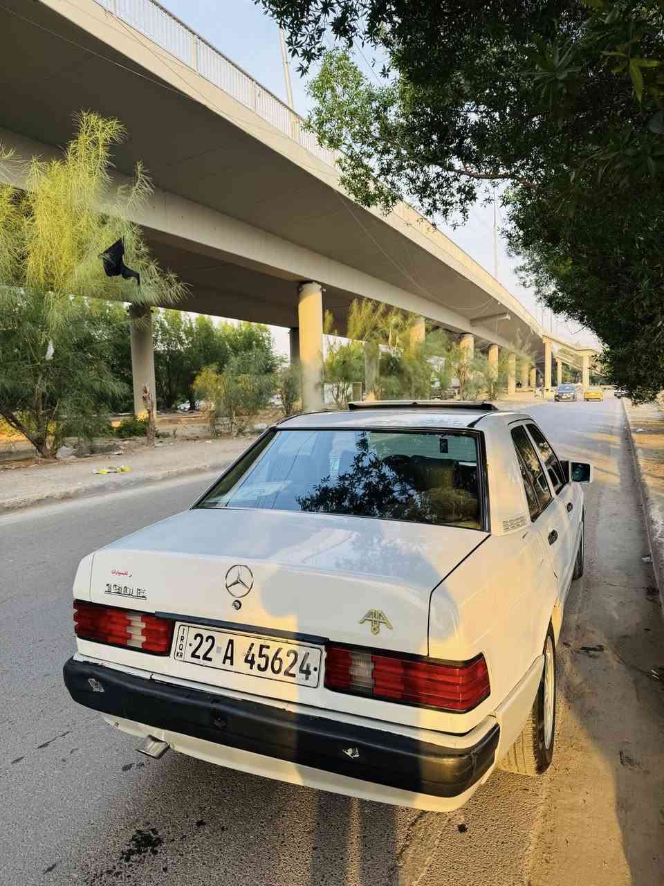 سلام عليكم ورحمة سياره مارسيدس 190 مال طيارين مودل 1990 السياره بلاد عده البنيد مصبوغ قواعد كلها تمام تبريد ثلج حداديه تخم تاير كهربائيات كلها شغاله لايت زنون محرك بيبي شبح ٤ سلندر نوزل مو عنكبوت سياره رقم أربيل جديد سنويه بسمي جديده هزه جديده سعر المطلوب55  ***********
