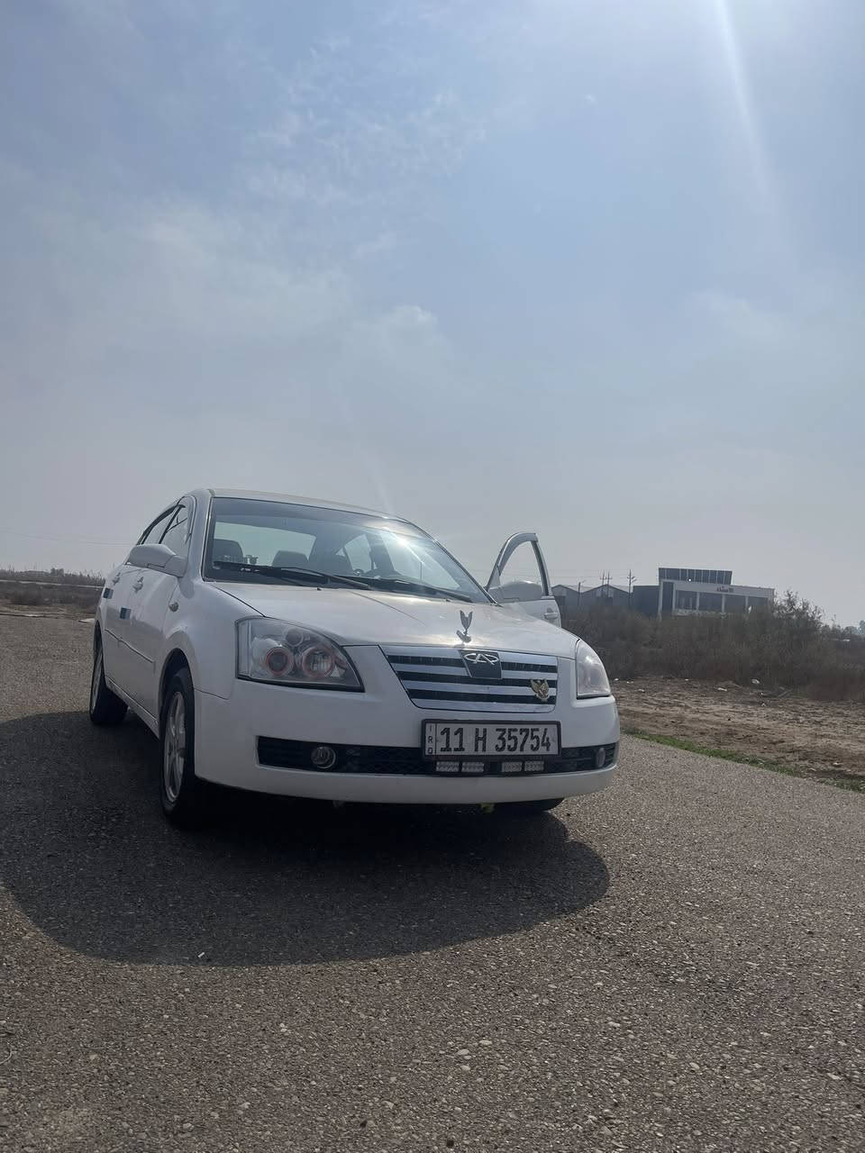 سلام عليكم سيارة شيري أم فايف سيارة جديدة مكفولي من ضربةول صبغ تبريد ثلج تدفئة شغال مكينة كير خير من لله سيارة بيها جبنة مال مكينة كايمة فقط موديل 2009 مكان دورة هور رجب ***********
