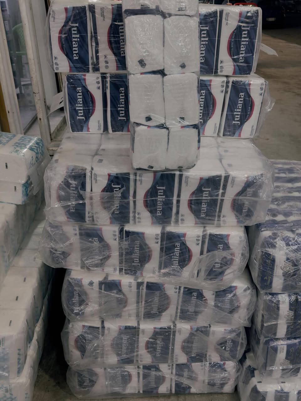 ✔️تشكيلة كلينس✔️
العنوان :موصل حي الصديق شارع البان 
شلاوي
يتوفر توصيل داخل الموصل و جميع المحافظات
للاستفسار مراسلة الصفحة أو الاتصال على الرقم ***********
