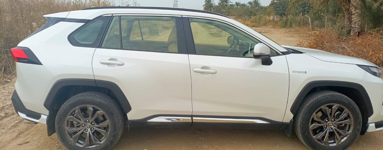 تويوتا Rave 4 موديل 2024  
2.5 L  CUV AWD
هايبرد ساز
ضمان شركة سردار 
الدهن مجاني 
الصيانة مجانية لمدة سنتان
البطارية مضمونة لثمان سنوات
سلايد روف
اقتصادية للوقود 
معدل البانزين 22.2 لتر لكل 1كم
ماشية 43000
السعر/270 ورقة وبيها مجال
الاتصال بالرقم/***********
