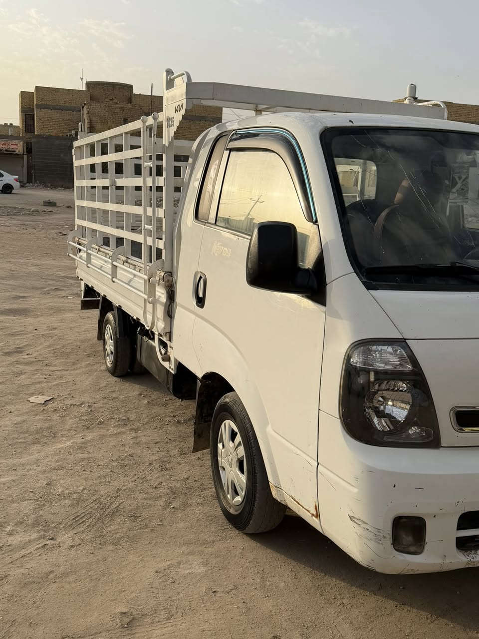 سلام عليكم بنكو 2017 كفاله عامه جديده مكينه وكير وحداديه وتخم تاير بل كارتون رقمه بصرة مداور ثاني يوم سعر 105 مكان سياره الناصريه ***********
