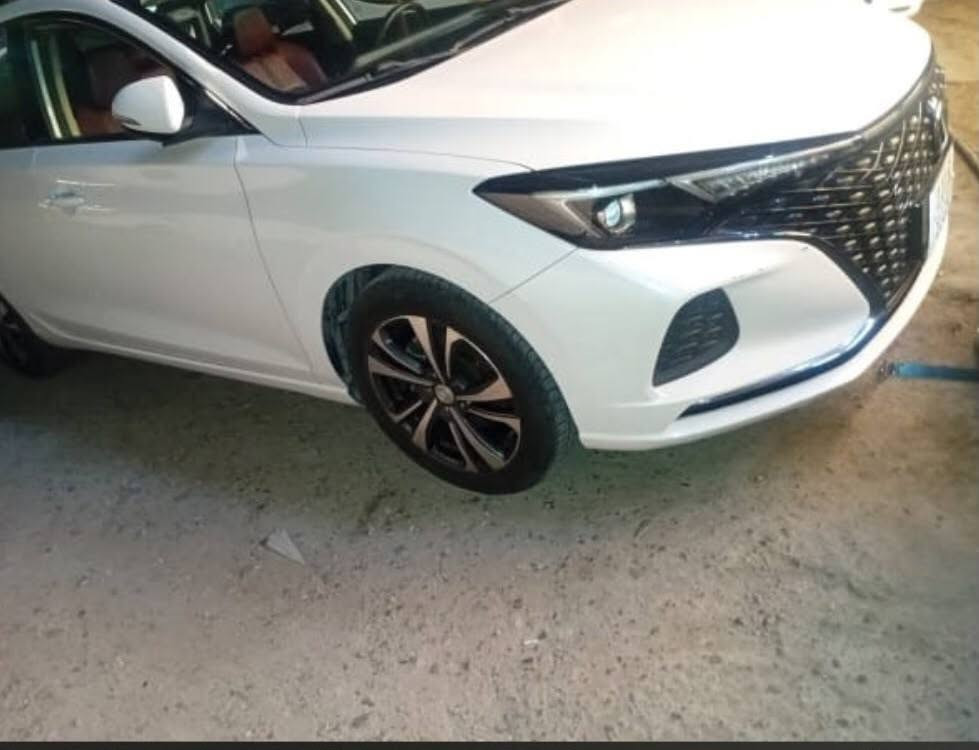 سلام عليكم سياره شانجات ايدو ابلاص فووول موصفات سياره وحد على وحد فوول موصفات محرك 1400تيربو السياره جديده و السياره مطلوبه بس مليون تتسدد المليون تصير حرا / ملاحضه المكان شعب سريدات /الملاحضه / الرقم مالته بغداد /و ملاحظه/الموديل 2022/ السعر 150ورقه 
الرقم/***********
