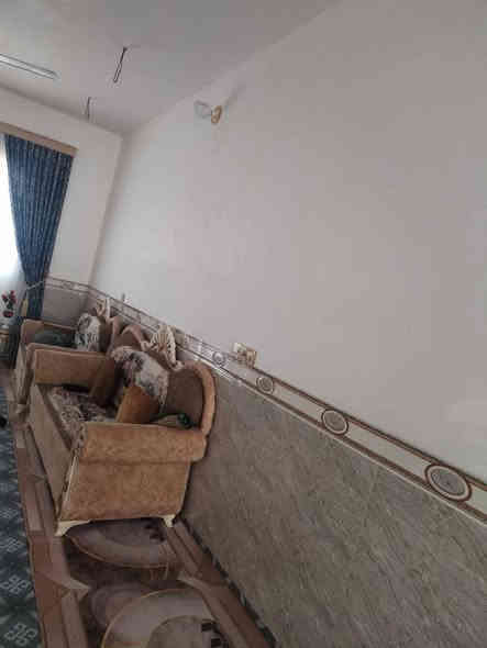 📌 للبيع دونم طابو سند 25 – السنيه / الساده الرحمان (أو نزلة سيد جرس)
🏠 يحتوي على بيت حديث بناء طابوق عكادة – المساحة 200 متر
🚰💡 كافة الخدمات متوفرة (ماء، كهرباء، تبليط واصل للباب)
📍 الموقع مميز وقريب من الخدمات
للاستفسار خاص او الاتصال على الرقم ***********
