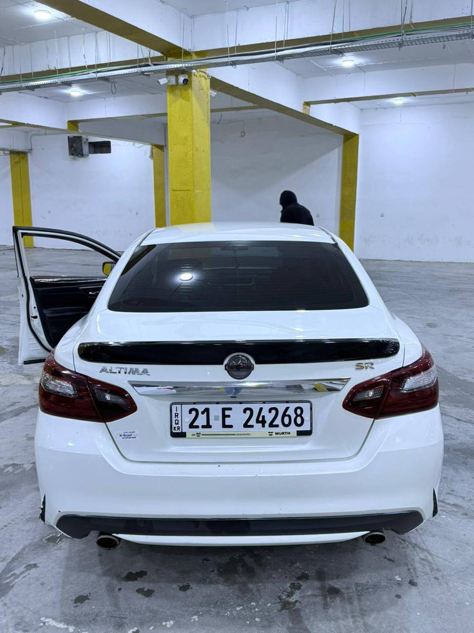 سلاو ئالتيمايsr2017يةك بارجةي بة بيلاد گوراوه بي زةربة سةيارةي باك گيرو مةكينةي بةشةرت چوار تايةي لؤك دوو روژة بةستراوه بي نووقساني رةسمي سؤنةري دانراوه 
شوين كةلار سعري ١٢٥كةلا توزي مةجالي تياية 
***********
