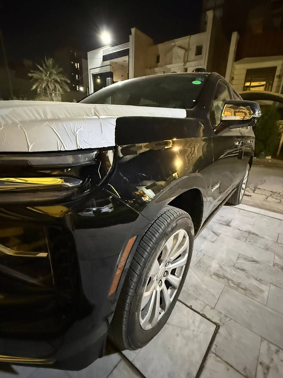 سلام وعليكم 
Chevrolet Tahoe Premier (2025)
للبيع 
المواصفات ⬇️
المحرك: 5.3  8سلندر✅
عدد المقاعد:7✅
المقاعد:جلد+كهربائية+تدفئة+تبريد✅
الجكات:3ارتفاعات عالي وسط ناصي✅
الحساسات:خلفية+امامية+جانبية✅
الذاكرات:وضعيتين خزن للمقاعد✅
الملحقات:سماعاتHeadphones✅
الرادارات:رادار امامي+خلفي✅
الارضيات:الارضيات البلاديةمن شركة TAHOE✅
السيارة ماشية 300kmفقط✅
سعر السيارة 760وبي مجال✅
رقم السيارة:رقم بغداد مميز✅
الكير:كير تعليك✅
كاربلي:أبل كاربلي فقط✅
وضع السيارة:السيارة ضمانه فعال+كفالة عامة✅
القيادة الذاتية:ركن تلقائي(فقط)✅
+اكو هواي ملحقات ومواصفات اخرى للسيارة ماذكرتها 

رقم التواصل: ***********
