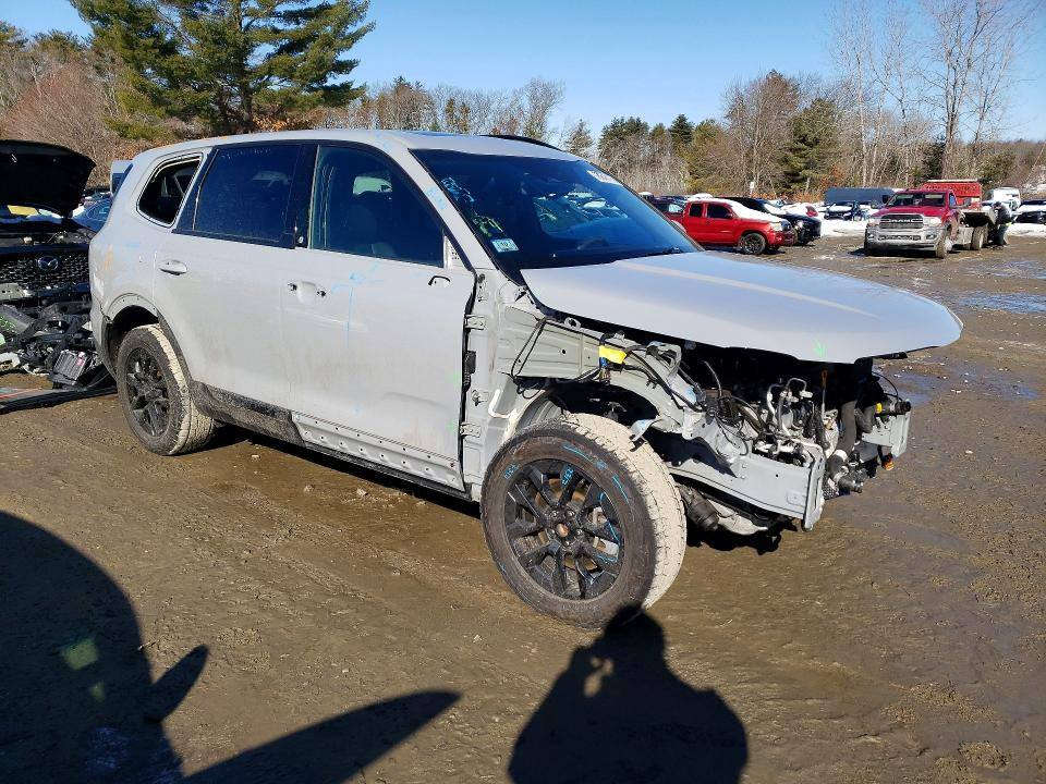 (اعـــــــــــــلان مــــــــــــــــزاد 📢 ) 

2025 KIA TELLURIDE SX PRESTIGE X_PRO

كيا تلورايد اس اكس برستيج : ٢٠٢٥

ضرر السياره : كما موضح بالصوره 

تاريخ الــــــمزاد الأربعاء : 2026/3/18

وقت المزاد الساعه : الخامسه عصرا 

اللـــــــــــــــــــــــــــون : سمنتي 

عداد المسافه : 42.622

حجم المحـــــــــرك : 6 سلندر 3.8

مدة الوصول : 60 الى 90 يوم

للإشتراك في المزايدة يرجى الحضور الى  مكتبنا للـتأكيد على تثبيت السياره المزاده.

العنوان : النجف الاشرف قضاء المناذره( ابوصخير) شارع حيره ابو صخير مكتب عمار لمزاد السيارات الامريكيه 

               تلفون 
              *********** واتساب
              *********** للاتصال
               عمار ابو عباس
