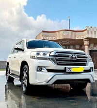 لاندكروزر موديل 2016 VXS  مواصفات لكزس  جكات تصعد وتنزل تبريد مقاعد ست...