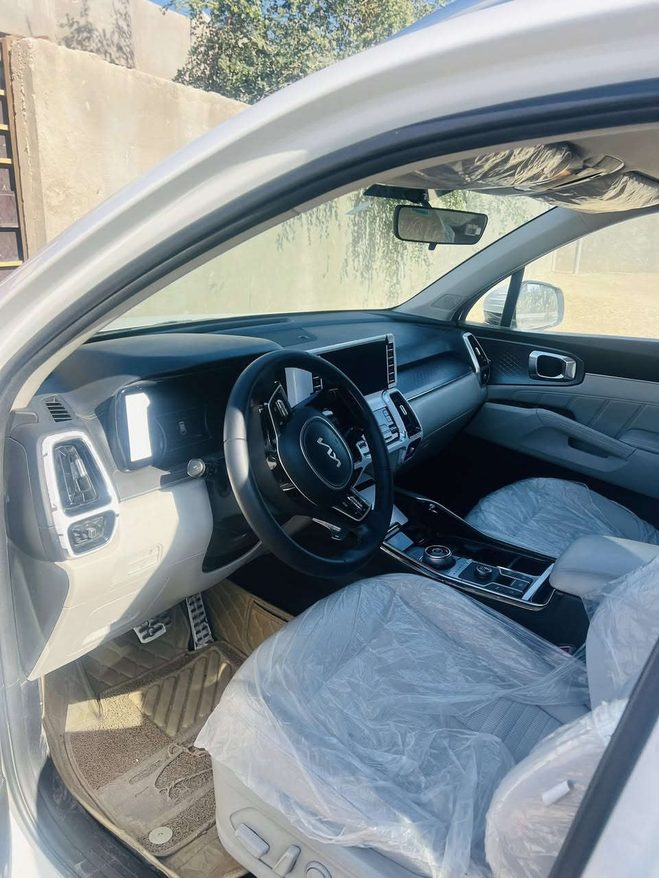 السلام عليكم سورنتو موديل 2023خليجي كفالة عامه من الصبغ والتبديل والفتح عدا ملاحضه بسيطه رقم بابل مشروع وطني تحويل مباشر فول مواصفات عدا البانورما مكينه وكير على وضع الشركه ماشيه 50الف كير ماوس فول جنطه كهرباء كشنتات كهرباء السعر 278
كربلاء الحسينيه 
***********
