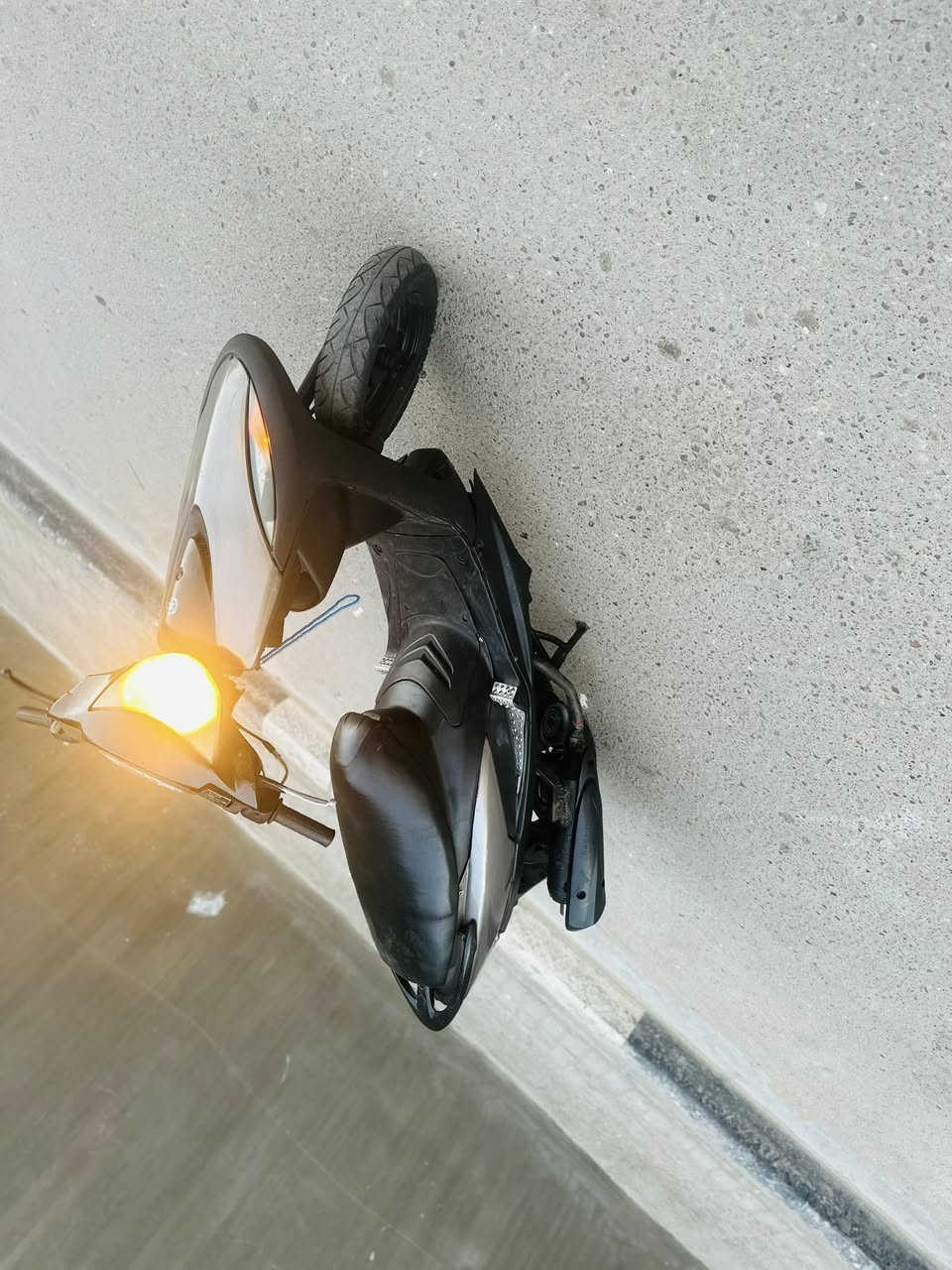 ماكس عدله ما مفتوحه سلف هندر شاير لايت عالي ناصي سكنات كهربائيات كلها شغاله اي نقص ماكو بوشه49بلاد ما مفتوحه كفراتها بلاد مختمات سعر 575 وبيها مجال الاستفسار *********** أو متواجد وتساب مكاني بصره حي الشرطه
